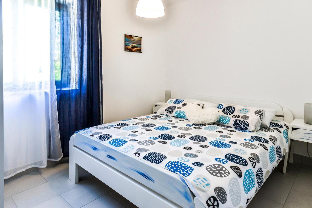 Apartment Anna Umag Extérieur photo